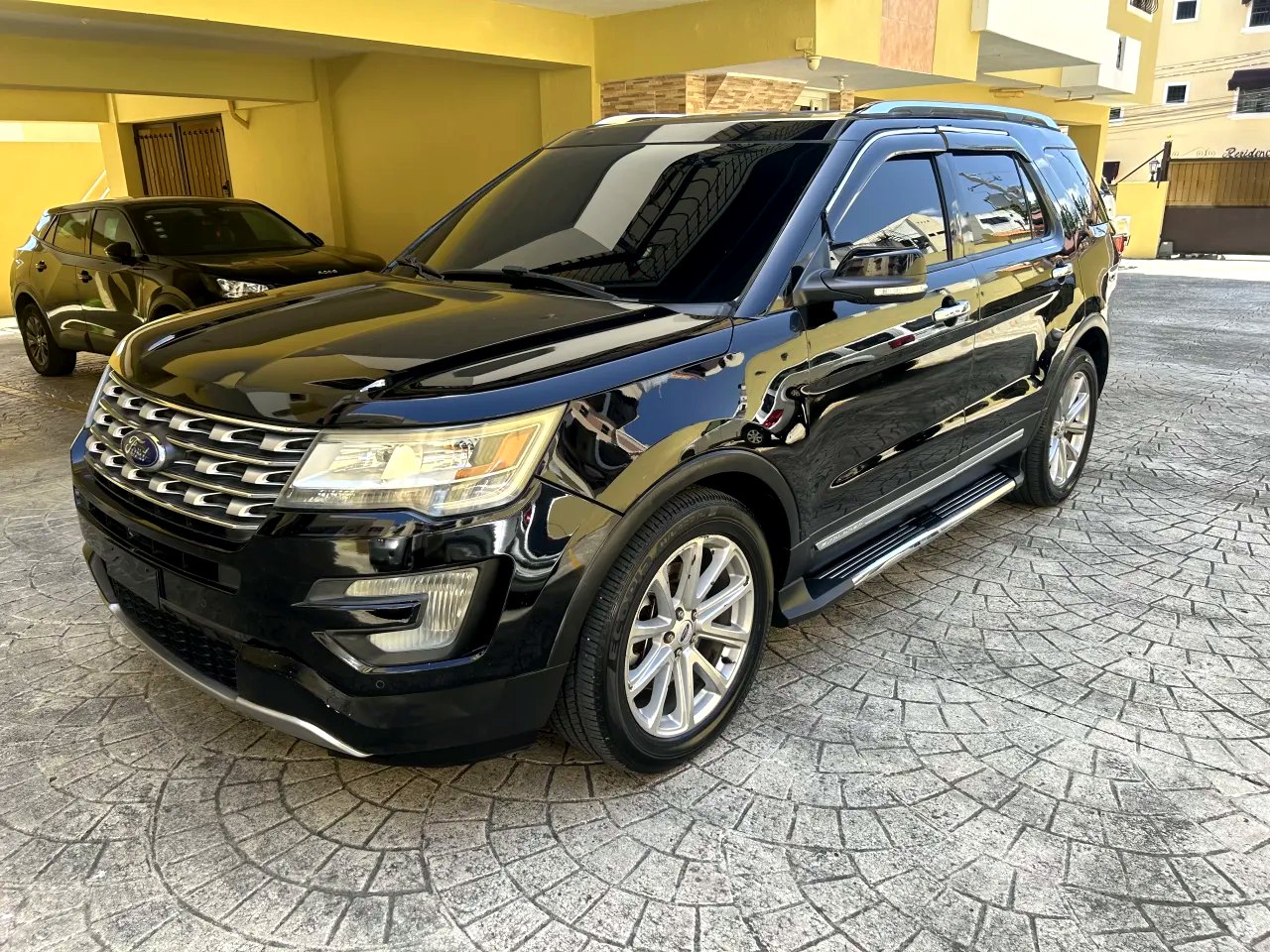 Ford Explorer 2017 en renta en Santo Domingo