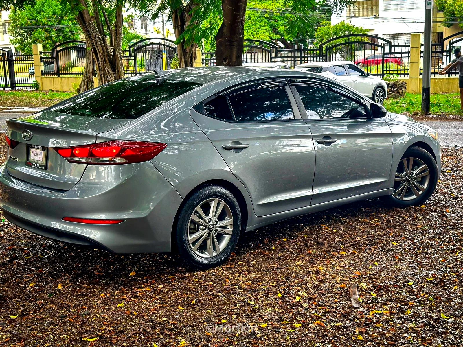 Hyundai Elantra 2018 - Image 3