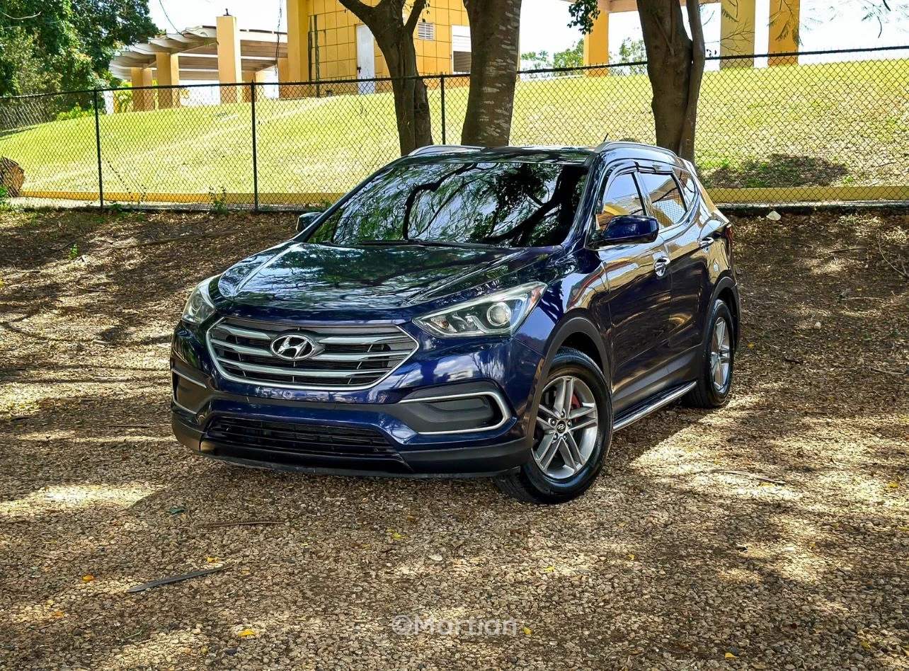 Hyundai Santa Fe 2018 - Image 1