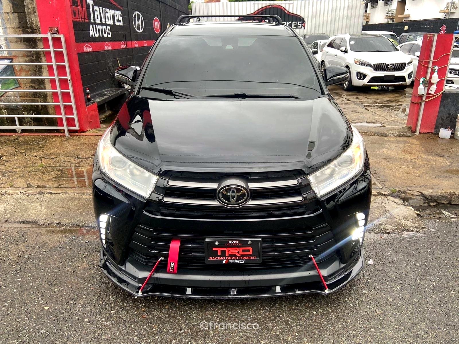 Toyota Highlander Le 2017 - Image 2