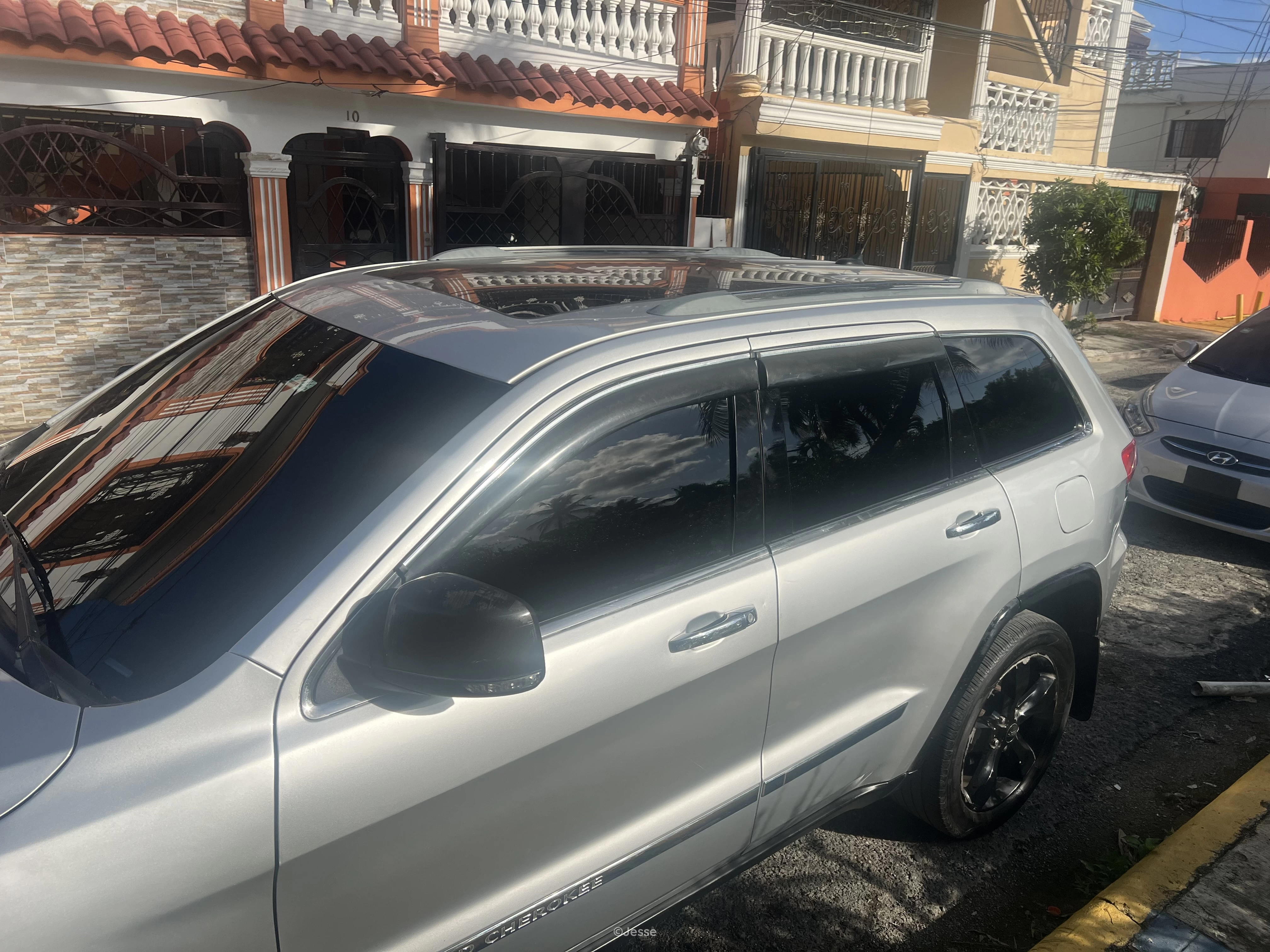 Jeep Grandcherokee Limite 2011 - Image 5
