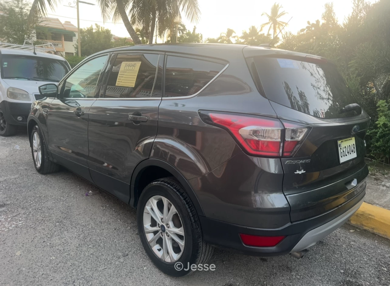 Ford Escape 2017 - Image 3