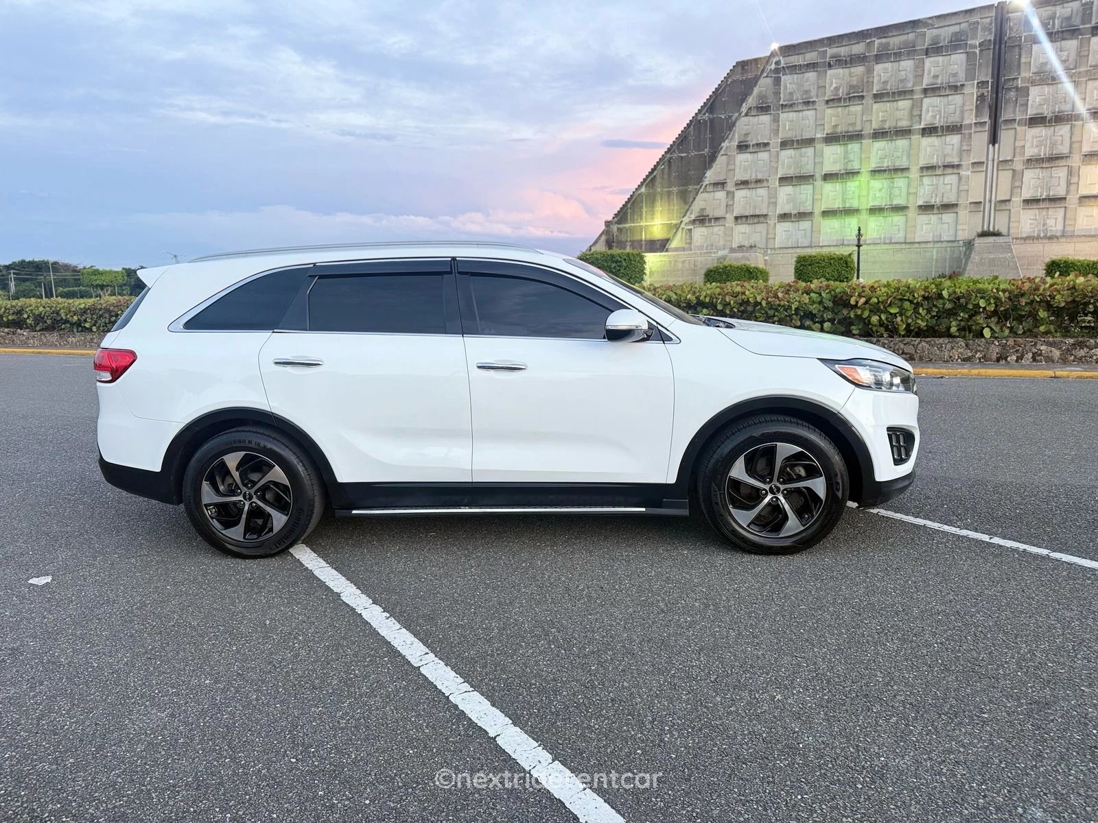 Kia Sorento 2017 - Image 3