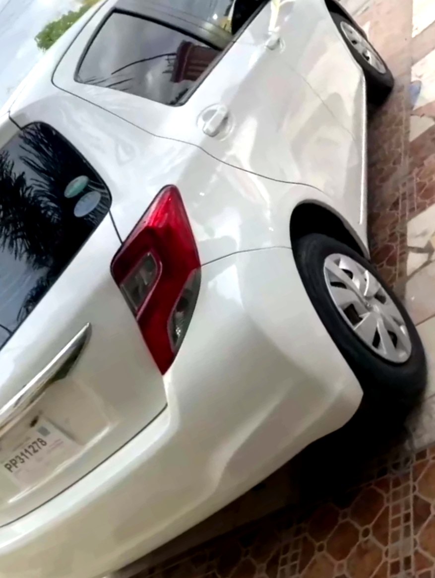 Toyota Vitz 2007 - Image 3