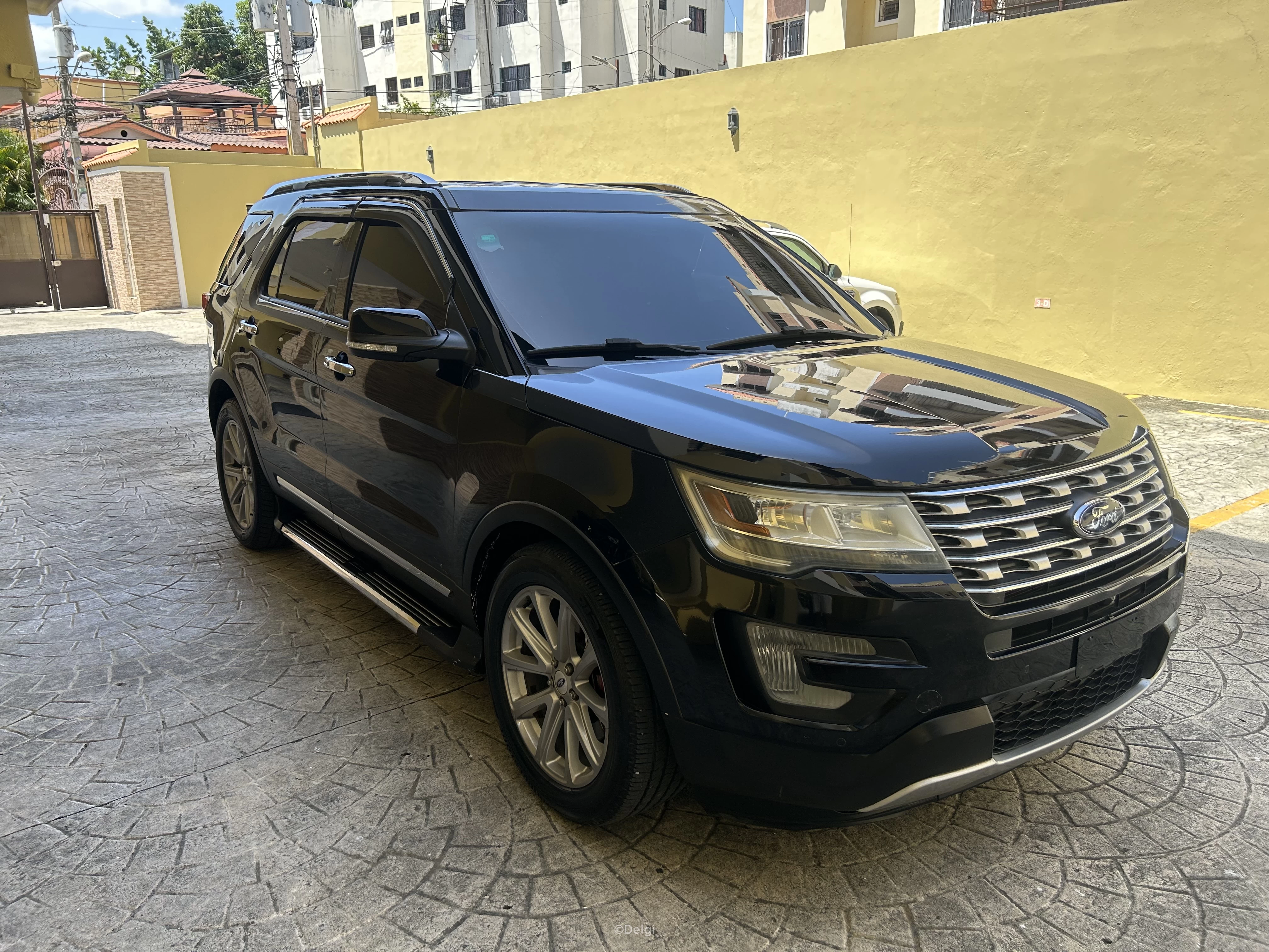 Ford Explorer 2017 - Image 4